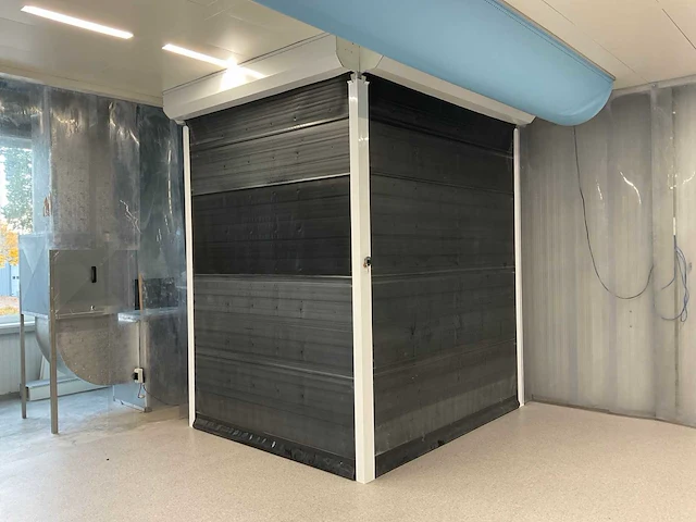 Cleanroom - afbeelding 9 van  21