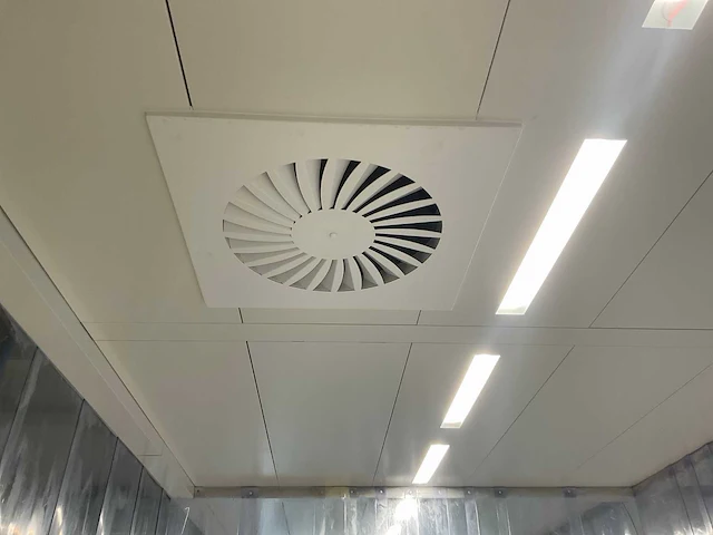 Cleanroom - afbeelding 13 van  21