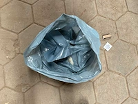 Cleanwaste anywhere toilet kit lot of waste kit bag - afbeelding 3 van  4