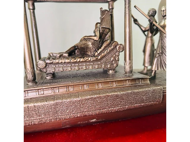 Cleopatra - egyptisch gebronseerd historische boot met slaven - afbeelding 2 van  18