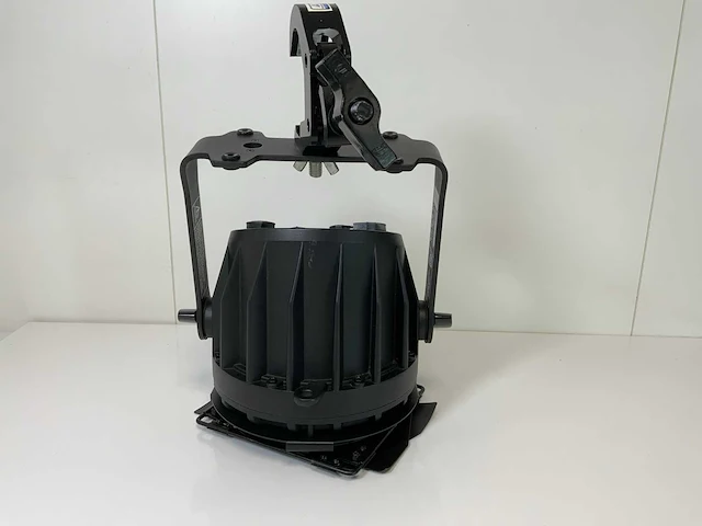 Clf (hera) rgbwauv color mixing ultra silent spotlights (2x) - afbeelding 4 van  6