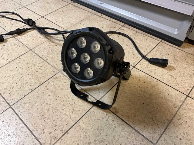 Clf lightning mini par rgbw led par-spot (6x) - afbeelding 7 van  11