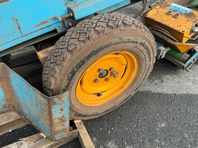 Climax z40v opraapmachine met mobiele opvoerband - afbeelding 6 van  37