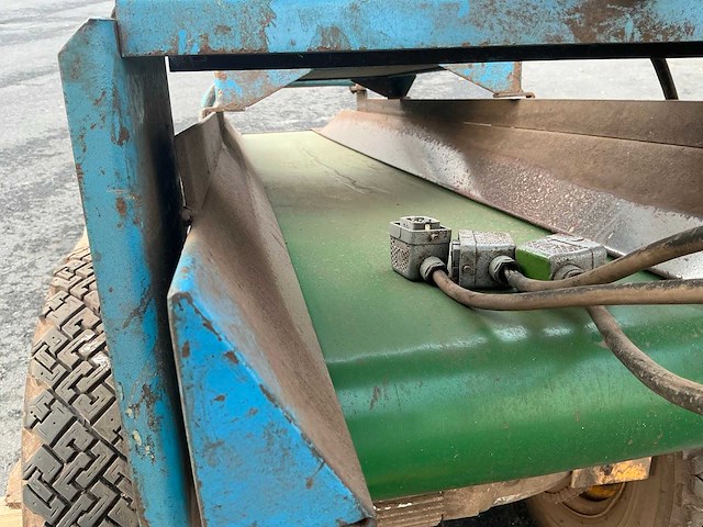 Climax z40v opraapmachine met mobiele opvoerband - afbeelding 11 van  37