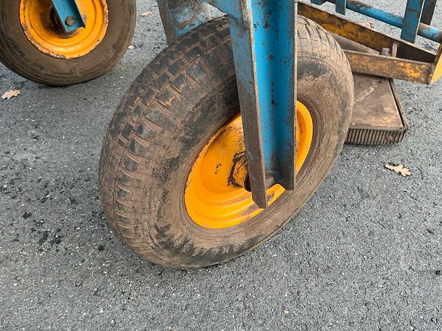 Climax z40v opraapmachine met mobiele opvoerband - afbeelding 17 van  37