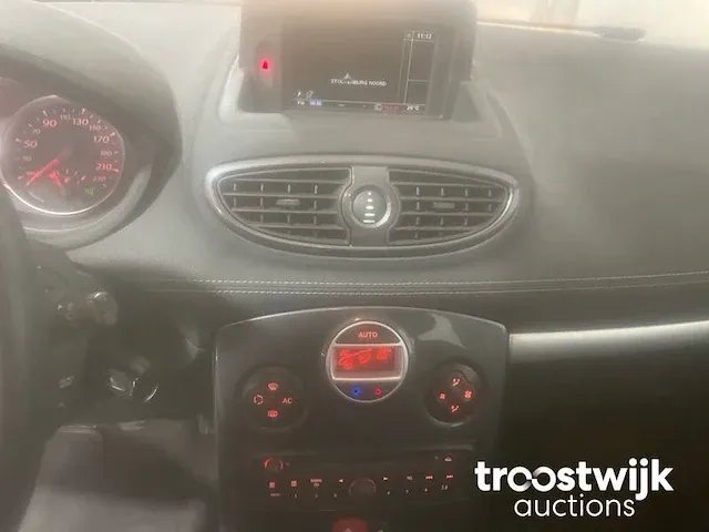 Clio estate, 85-rjx-8 - afbeelding 12 van  23