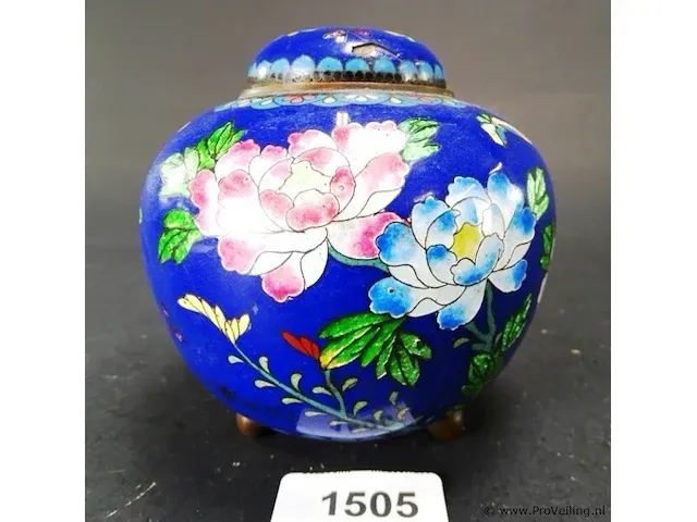 Cloisonne dekselpot op poten - afbeelding 1 van  5