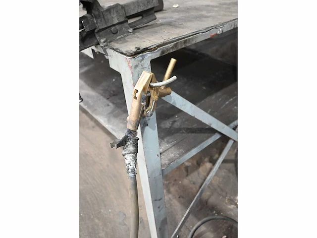 Cloos qineo qintron 500 lasapparaat met cloos wf-100-4 eza feed unit - afbeelding 2 van  12
