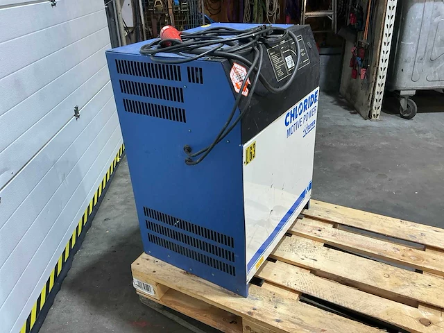 Cloride motive power acculader - afbeelding 3 van  7
