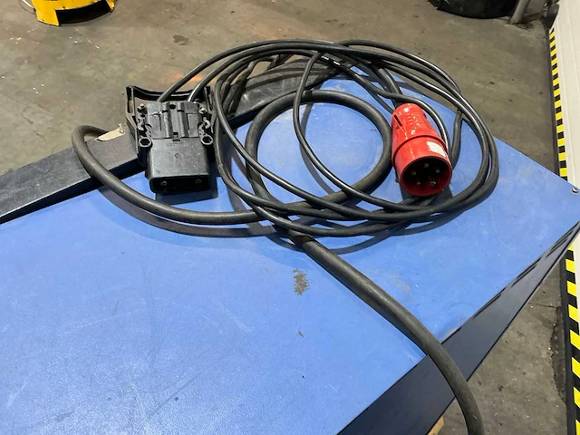 Cloride motive power acculader - afbeelding 5 van  7