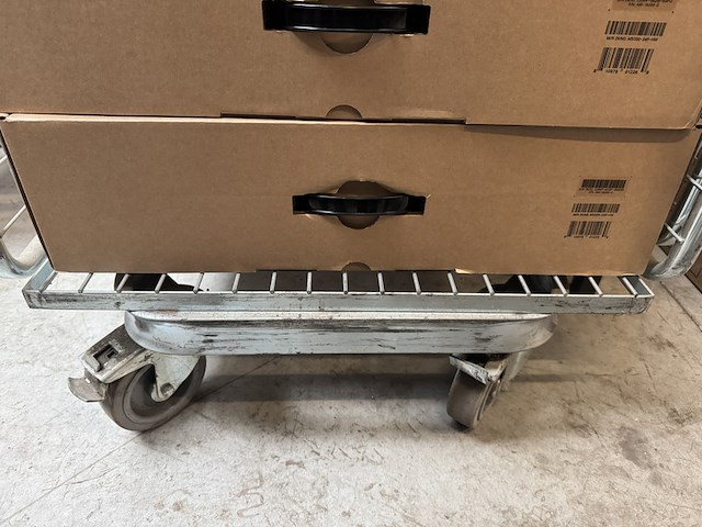 Cloud-managed stapelbare access switch cisco meraki, ms350-24p - afbeelding 2 van  4