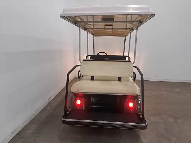 Clubcar villager shuttle 6 golfkar - afbeelding 4 van  8