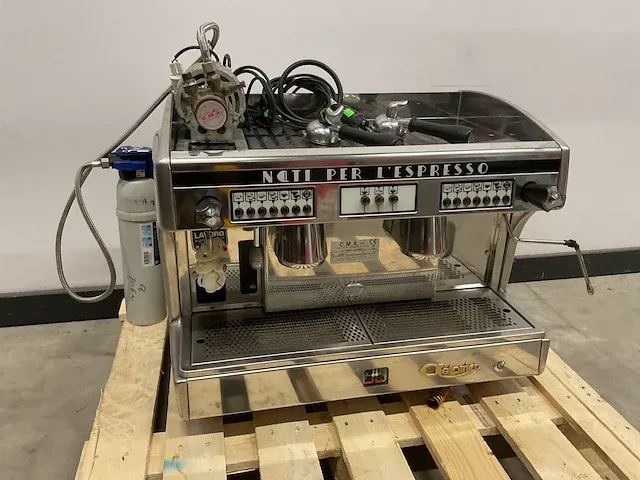 C.m.a. sae / 2-ai espressomachine - afbeelding 1 van  7