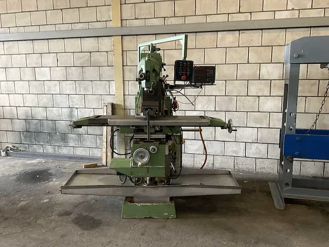 Cmc elgoibar fu- 2 cmc freesmachine - afbeelding 1 van  8