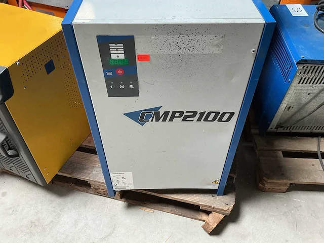 Cmp - 2100 48v 100a - battery chargers - afbeelding 1 van  2