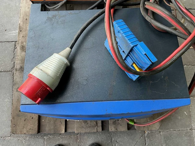 Cmp - 48v 60a - acculaders - afbeelding 2 van  3