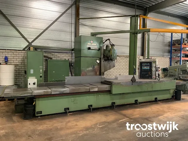 Cnc bedfreesmachine - afbeelding 1 van  50