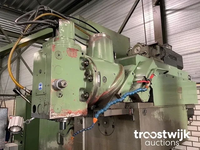 Cnc bedfreesmachine - afbeelding 17 van  50