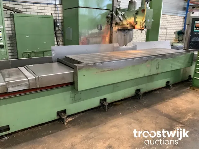 Cnc bedfreesmachine - afbeelding 29 van  50