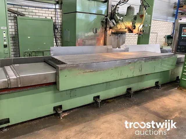 Cnc bedfreesmachine - afbeelding 31 van  50