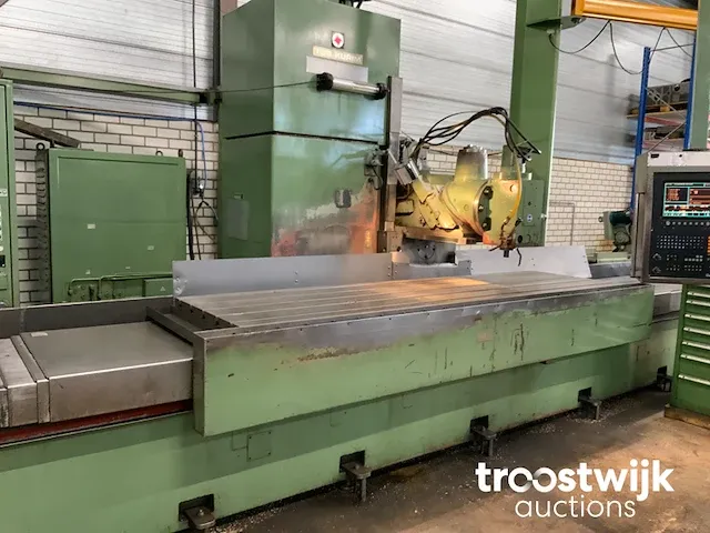 Cnc bedfreesmachine - afbeelding 34 van  50