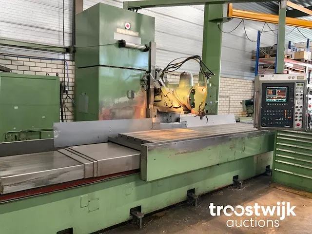 Cnc bedfreesmachine - afbeelding 38 van  50