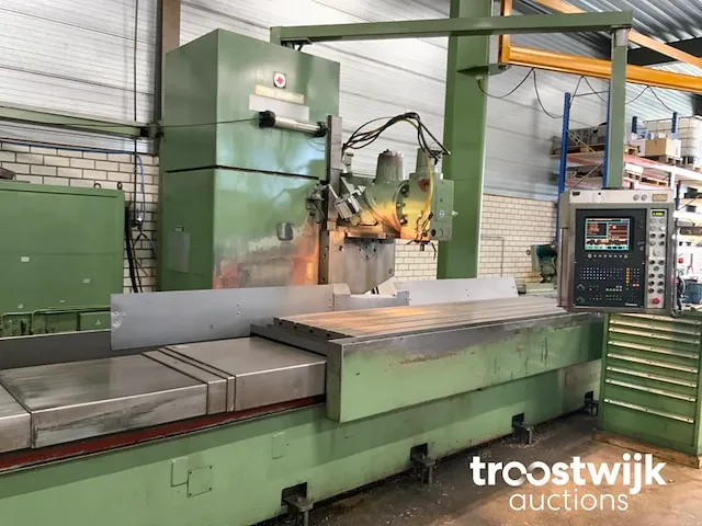 Cnc bedfreesmachine - afbeelding 43 van  50