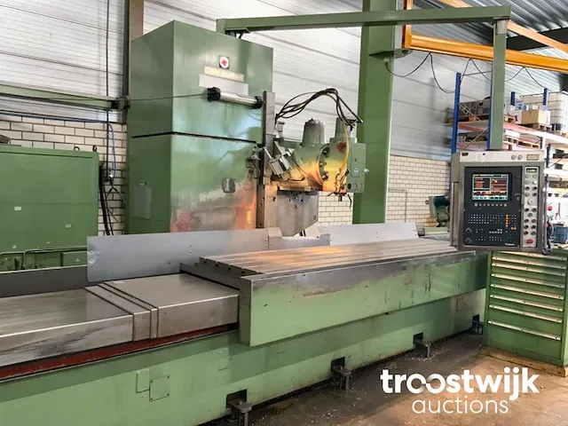 Cnc bedfreesmachine - afbeelding 44 van  50