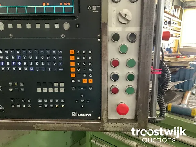 Cnc bedfreesmachine - afbeelding 49 van  50
