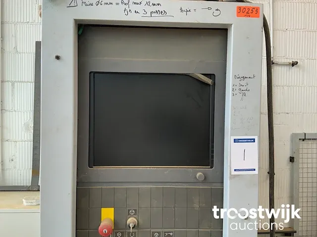 Cnc bewerkingscentrum - afbeelding 10 van  15