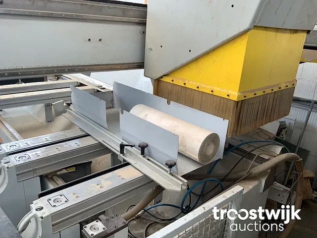 Cnc bewerkingscentrum - afbeelding 12 van  15