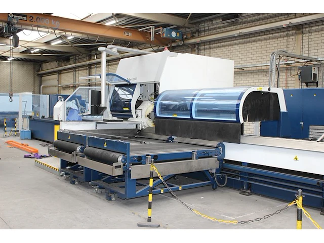 Cnc buizen-lasersnijmachine trumpf trulaser tube 7000 met lasertype t03. 3600w. machine is voorzien van aut... - afbeelding 3 van  19