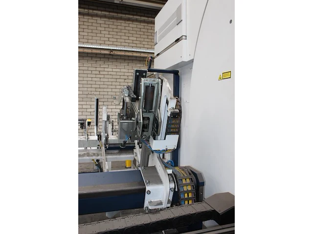 Cnc buizen-lasersnijmachine trumpf trulaser tube 7000 met lasertype t03. 3600w. machine is voorzien van aut... - afbeelding 14 van  19