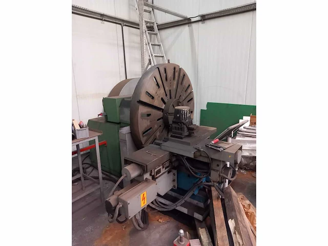 Cnc draaibank - afbeelding 1 van  6