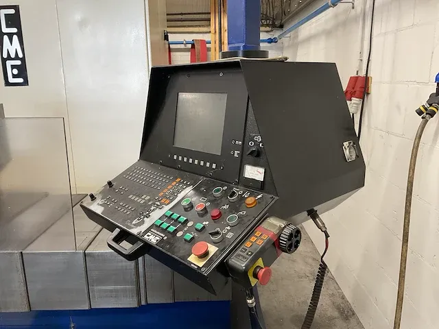 Cnc freesmachine - afbeelding 3 van  16