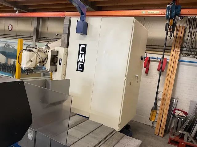 Cnc freesmachine - afbeelding 4 van  16