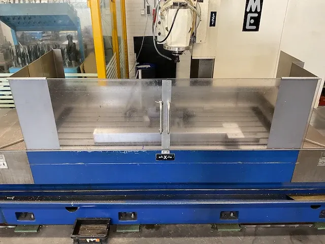 Cnc freesmachine - afbeelding 12 van  16