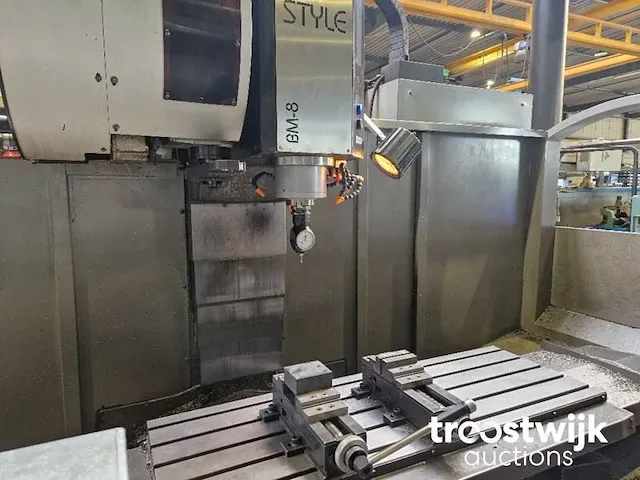 Cnc-freesmachine - afbeelding 5 van  17