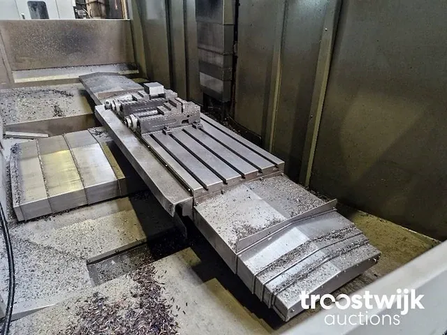 Cnc-freesmachine - afbeelding 15 van  17