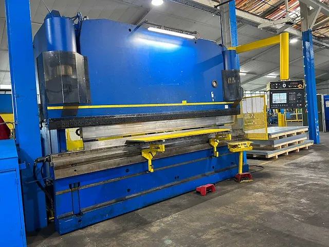Cnc kantbank - afbeelding 11 van  16