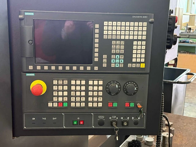 Cnc lathe doosan puma 2100 - afbeelding 9 van  15