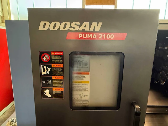 Cnc lathe doosan puma 2100 - afbeelding 10 van  15