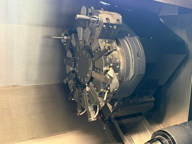 Cnc lathe doosan puma 2100 - afbeelding 11 van  15