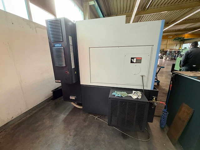 Cnc lathe doosan puma 2100 - afbeelding 14 van  15