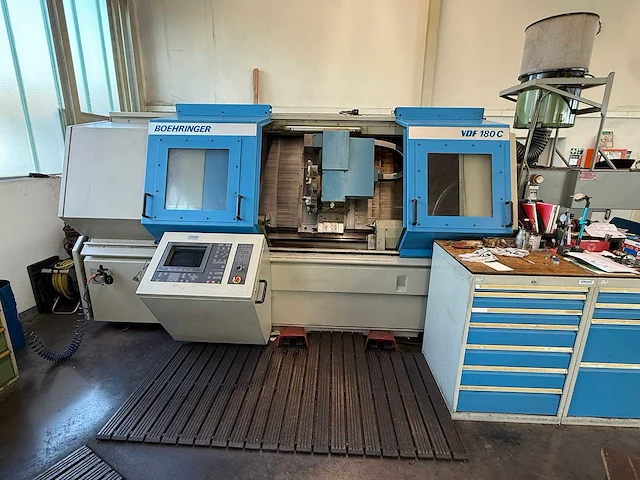 Cnc lathe vdf boehringer 180c - afbeelding 3 van  10