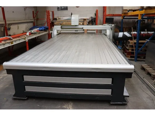 Cnc machine diacam hsd 24000 - afbeelding 20 van  26