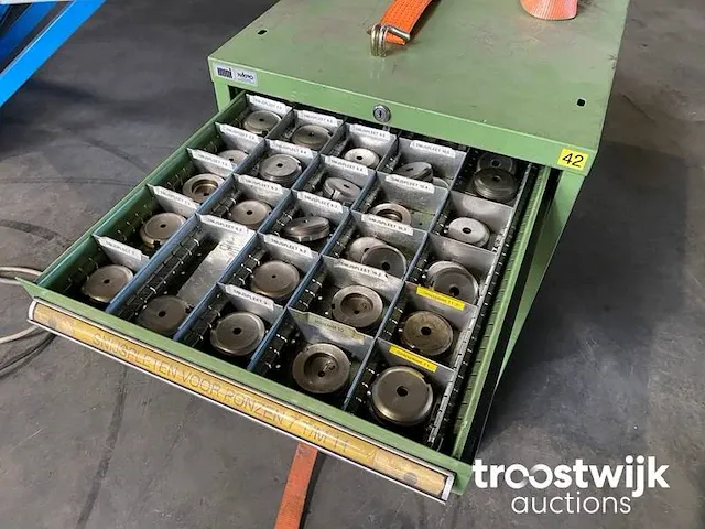 Cnc pons-nibbelmachine - afbeelding 7 van  24