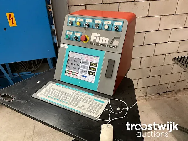 Cnc ponsmachine - afbeelding 4 van  23