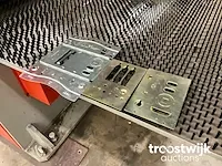 Cnc ponsmachine - afbeelding 8 van  23