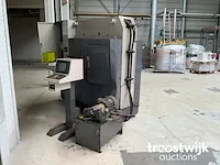 Cnc ponsmachine - afbeelding 15 van  16